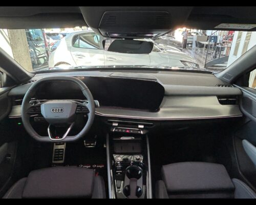 Audi Q3 3ª serie Q3 SPB TFSI 110 kW mHEV S tronic S Line edition - immagine 41
