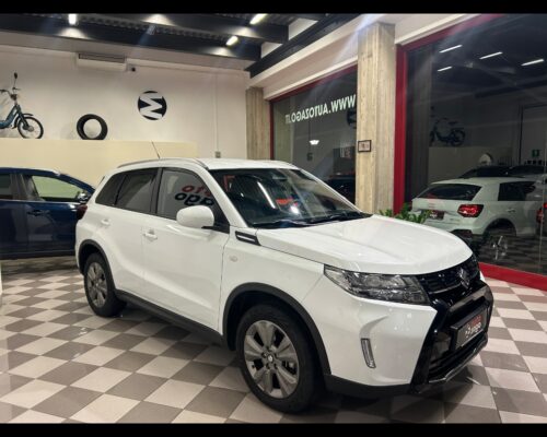 Suzuki Vitara (2015) - Vitara 1.4 Hybrid 4WD Allgrip Cool - immagine 2