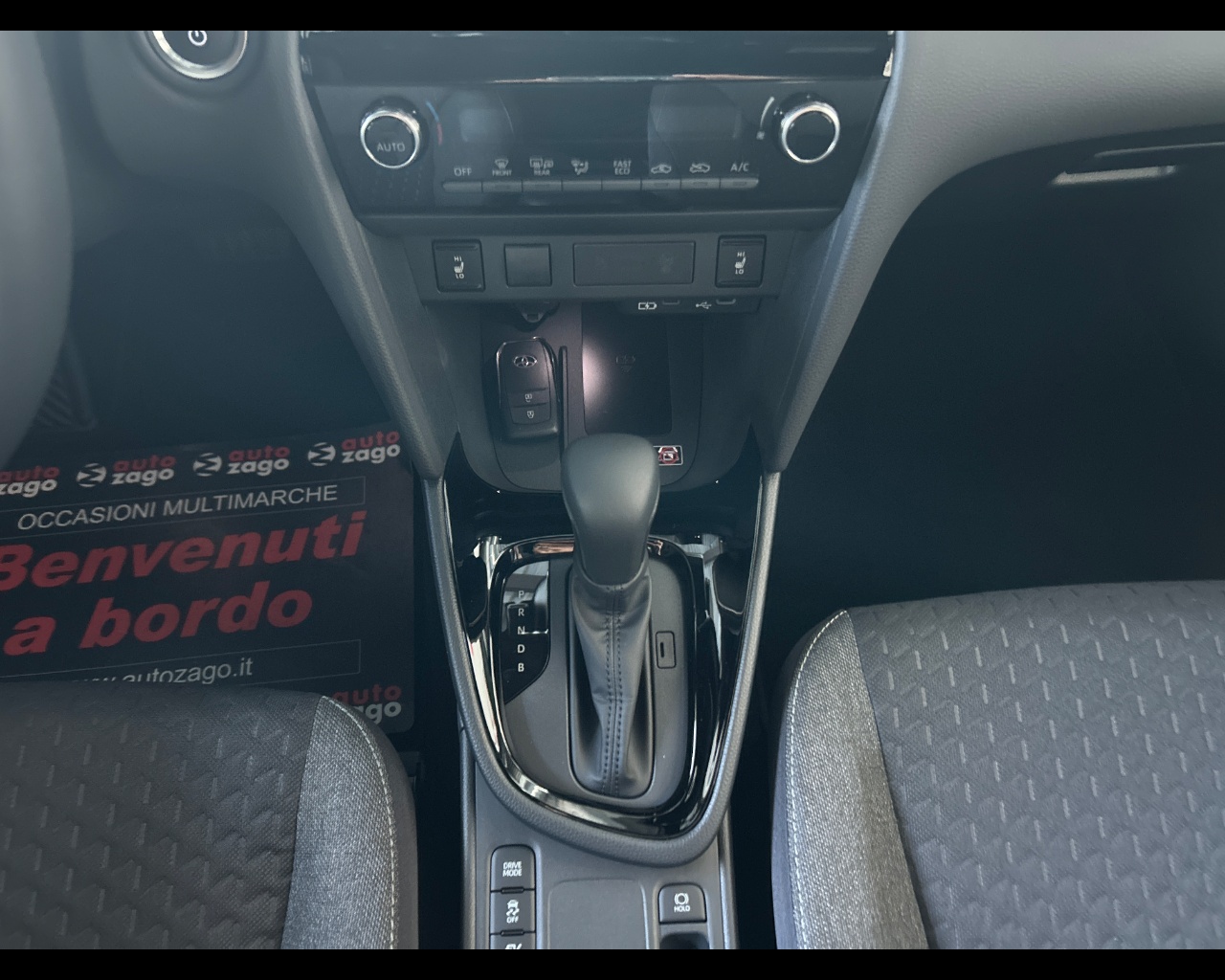 Toyota Yaris cross Yaris Cross 1.5 Hybrid 5p. E-CVT Trend - immagine 30