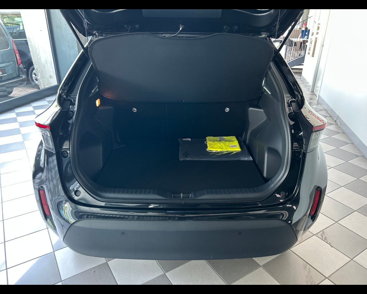 Toyota Yaris cross Yaris Cross 1.5 Hybrid 5p. E-CVT Trend - immagine 34