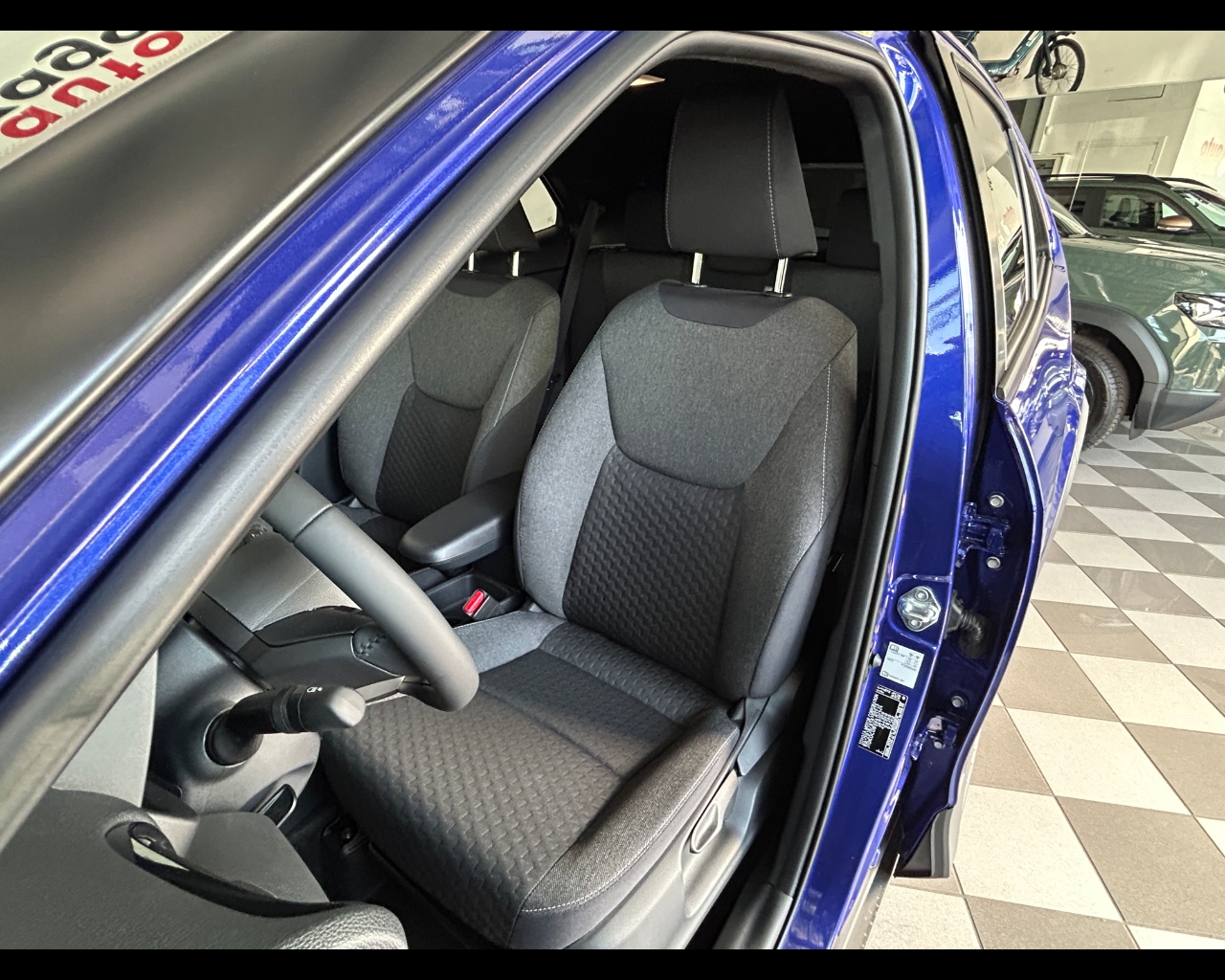 Toyota Yaris cross Yaris Cross 1.5 Hybrid 5p. E-CVT Trend - immagine 23