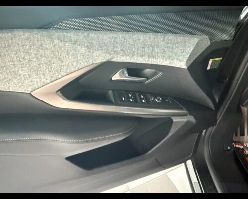 Peugeot 3008 3ª serie 3008 Hybrid 145 e-DCS6 GT - immagine 19