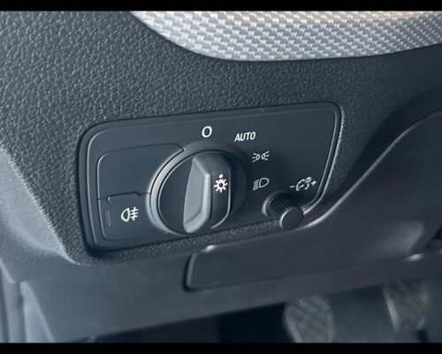 Audi Q2 Q2 30 TFSI Business - immagine 8