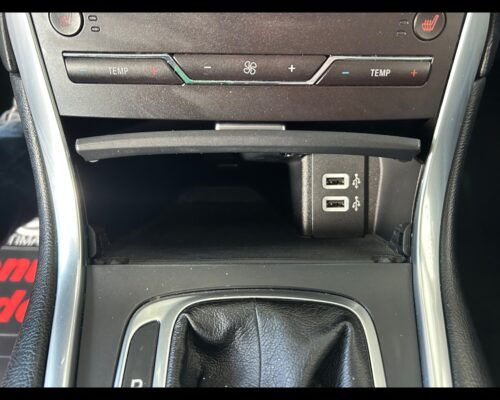 Ford Edge - 2.0 TDCI 210 CV AWD S&S Powershift ST Line - immagine 12
