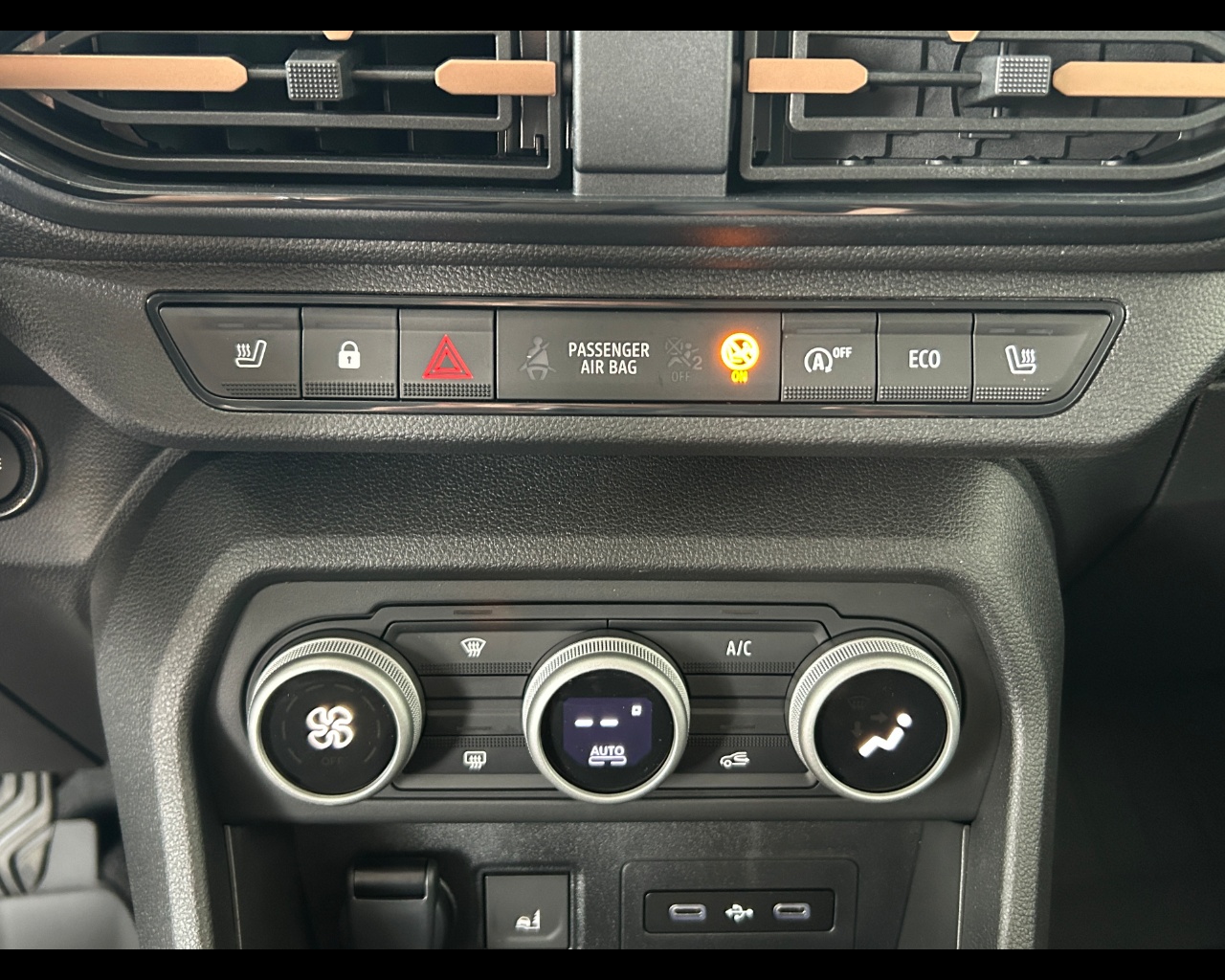 Dacia Sandero 3ª serie Sandero Stepway 1.2 TCe Eco-G Extreme - immagine 25