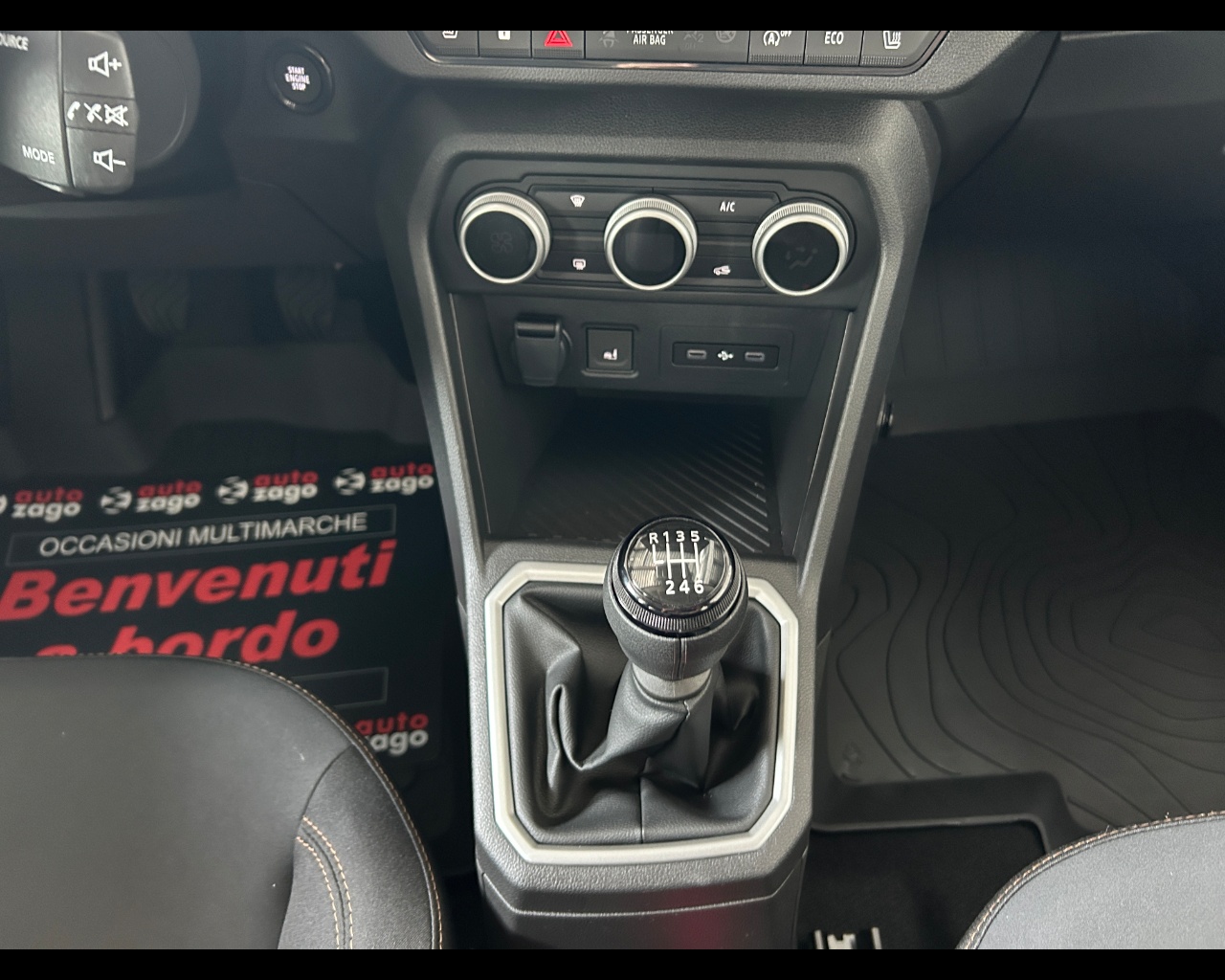 Dacia Sandero 3ª serie Sandero Stepway 1.2 TCe Eco-G Extreme - immagine 15