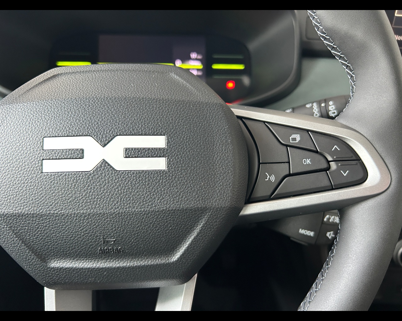 Dacia Sandero 3ª serie Sandero Stepway 1.2 TCe Eco-G Extreme - immagine 38
