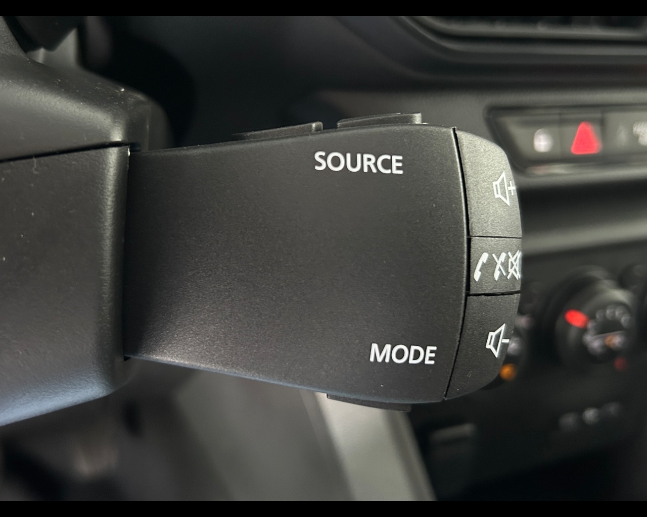 Dacia Sandero 3ª serie Sandero Stepway Eco-G 120 CV Expression - immagine 27