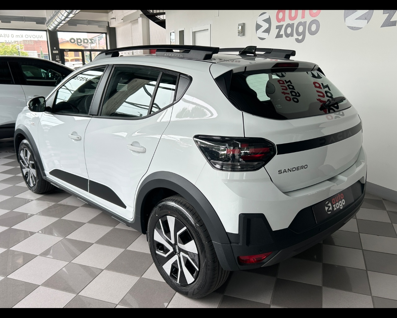 Dacia Sandero 3ª serie Sandero Stepway Eco-G 120 CV Expression - immagine 4