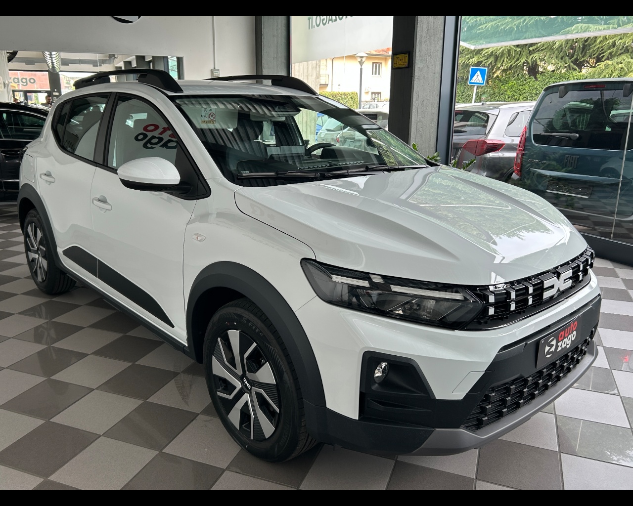Dacia Sandero 3ª serie Sandero Stepway Eco-G 120 CV Expression - immagine 6