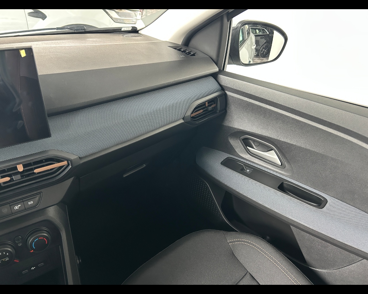 Dacia Sandero 3ª serie Sandero Stepway Eco-G 120 CV Expression - immagine 37