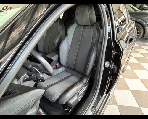 Peugeot 208 2ª serie 208 Hybrid 136 e-DCS6 5 porte GT - immagine 23