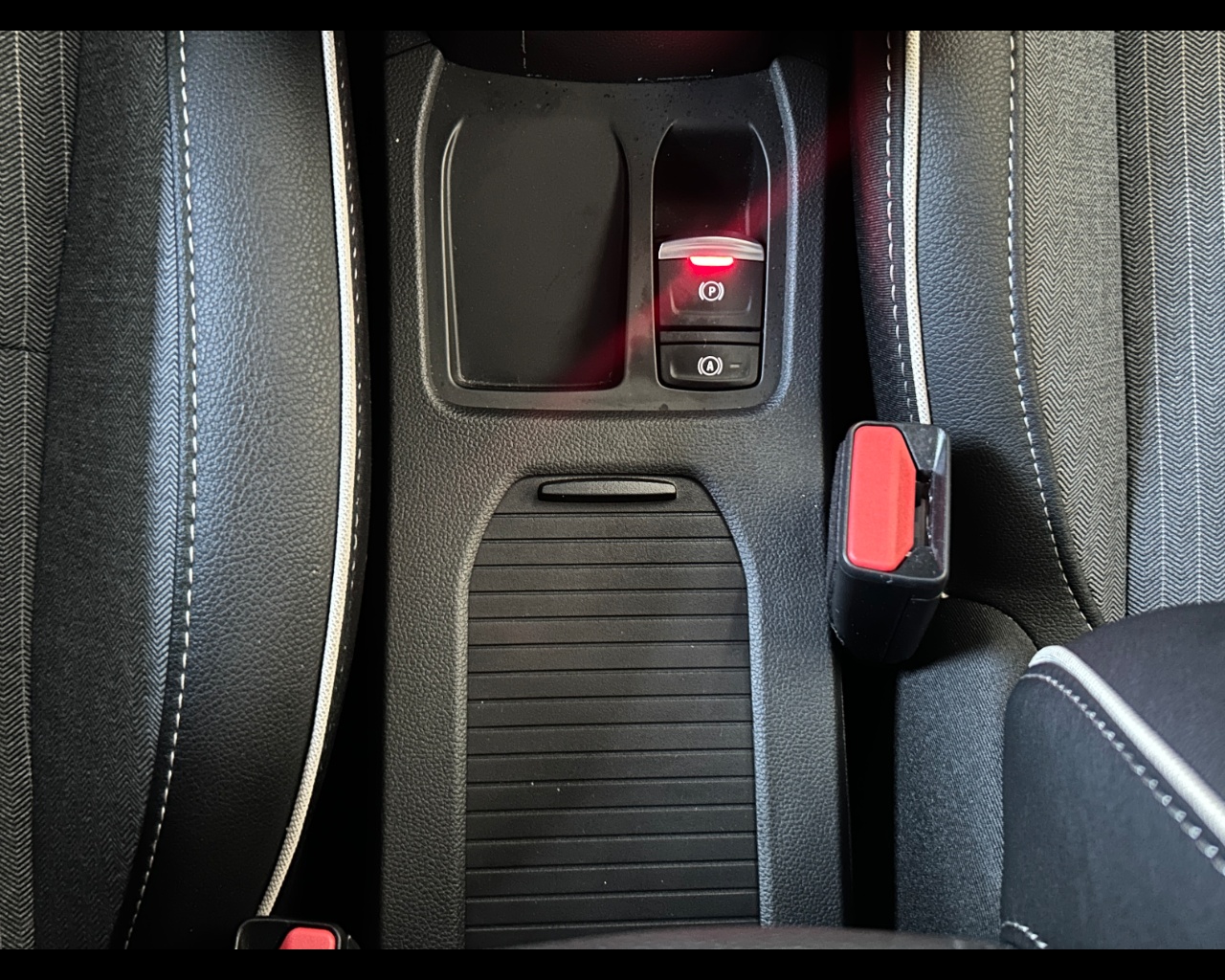 Renault Clio 5ª serie Clio TCe 90 CV 5 porte Techno - immagine 28