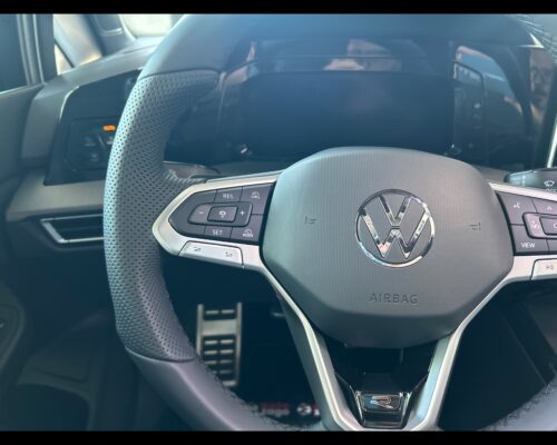 Volkswagen Golf 8ª serie Golf 1.5 eTSI 150 CV DSG R-Line - immagine 40
