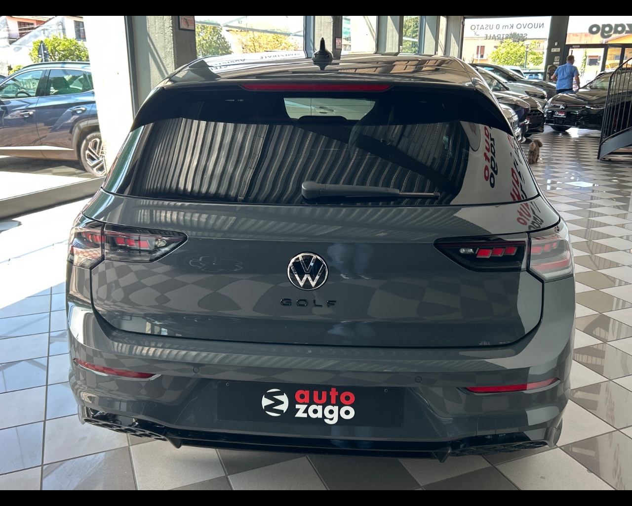 Volkswagen Golf 8ª serie Golf 1.5 eTSI 150 CV DSG R-Line - immagine 21