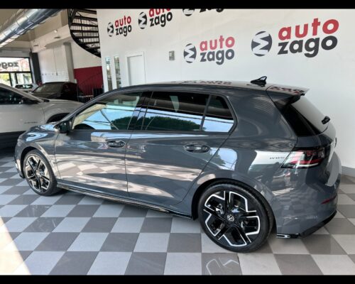 Volkswagen Golf 8ª serie Golf 1.5 eTSI 150 CV DSG R-Line - immagine 3