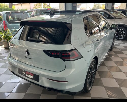 Volkswagen Golf 8ª serie Golf 1.5 eTSI 150 CV DSG R-Line - immagine 21