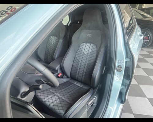 Volkswagen Golf 8ª serie Golf 1.5 eTSI 150 CV DSG R-Line - immagine 26