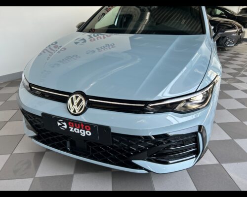 Volkswagen Golf 8ª serie Golf 1.5 eTSI 150 CV DSG R-Line - immagine 49