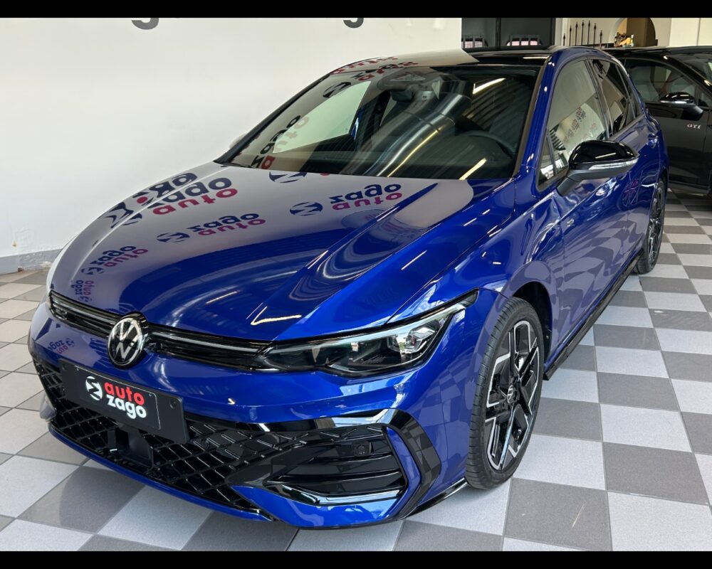 Volkswagen Golf 8ª serie Golf 1.5 eTSI 150 CV DSG R-Line