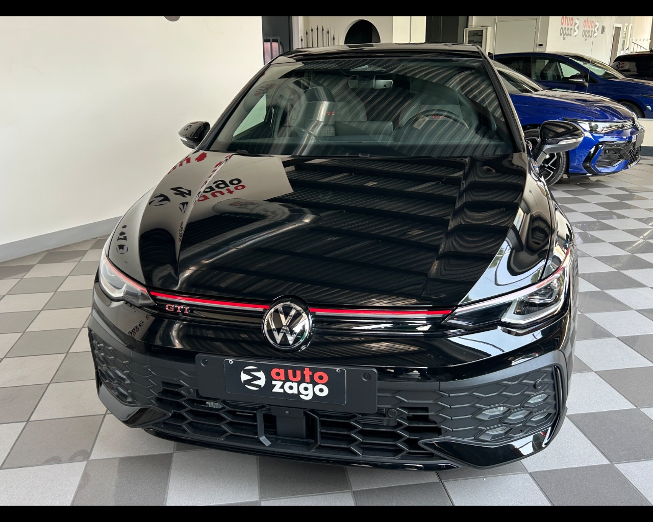 Volkswagen Golf 2.0 TSI GTI DSG - immagine 17