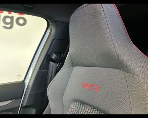 Volkswagen Golf 8ª serie Golf 2.0 TSI GTI DSG - immagine 37