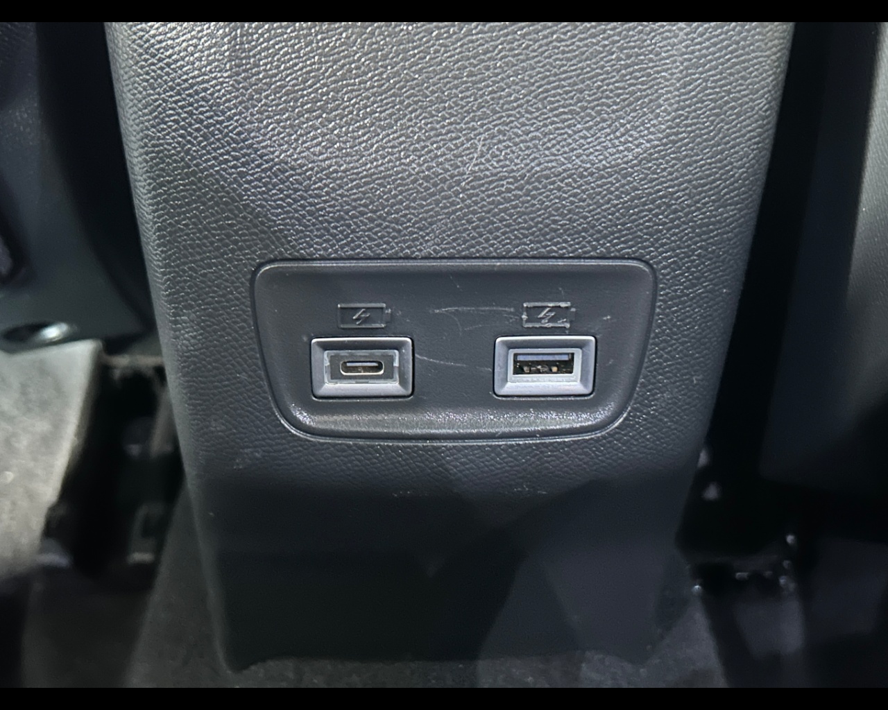 Peugeot 208 2ª serie 208 Hybrid 136 e-DCS6 5 porte GT - immagine 30