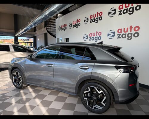 Volkswagen T-roc 2ª serie T-Roc 1.5 eTSI ACT 150 CV DSG R-Line - immagine 2