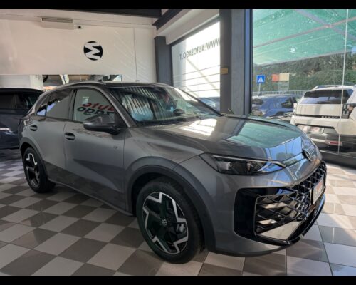 Volkswagen T-roc 2ª serie T-Roc 1.5 eTSI ACT 150 CV DSG R-Line - immagine 4