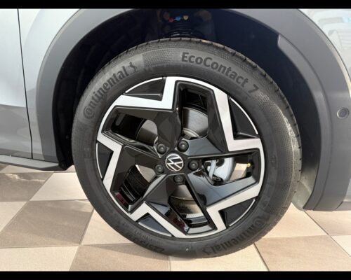 Volkswagen T-roc 2ª serie T-Roc 1.5 eTSI ACT 150 CV DSG R-Line - immagine 6