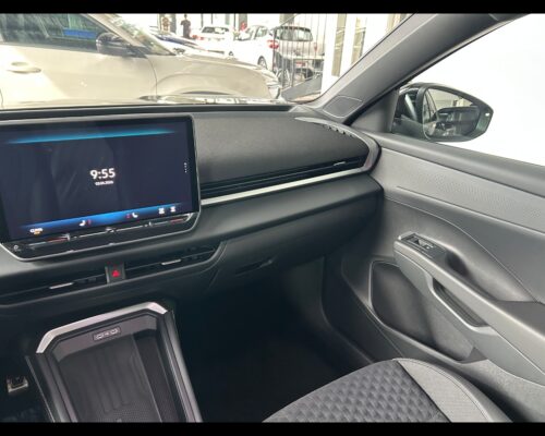 Volkswagen T-roc 2ª serie T-Roc 1.5 eTSI ACT 150 CV DSG R-Line - immagine 32