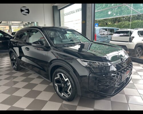 Volkswagen T-roc 2ª serie T-Roc 1.5 eTSI ACT 150 CV DSG R-Line - immagine 6