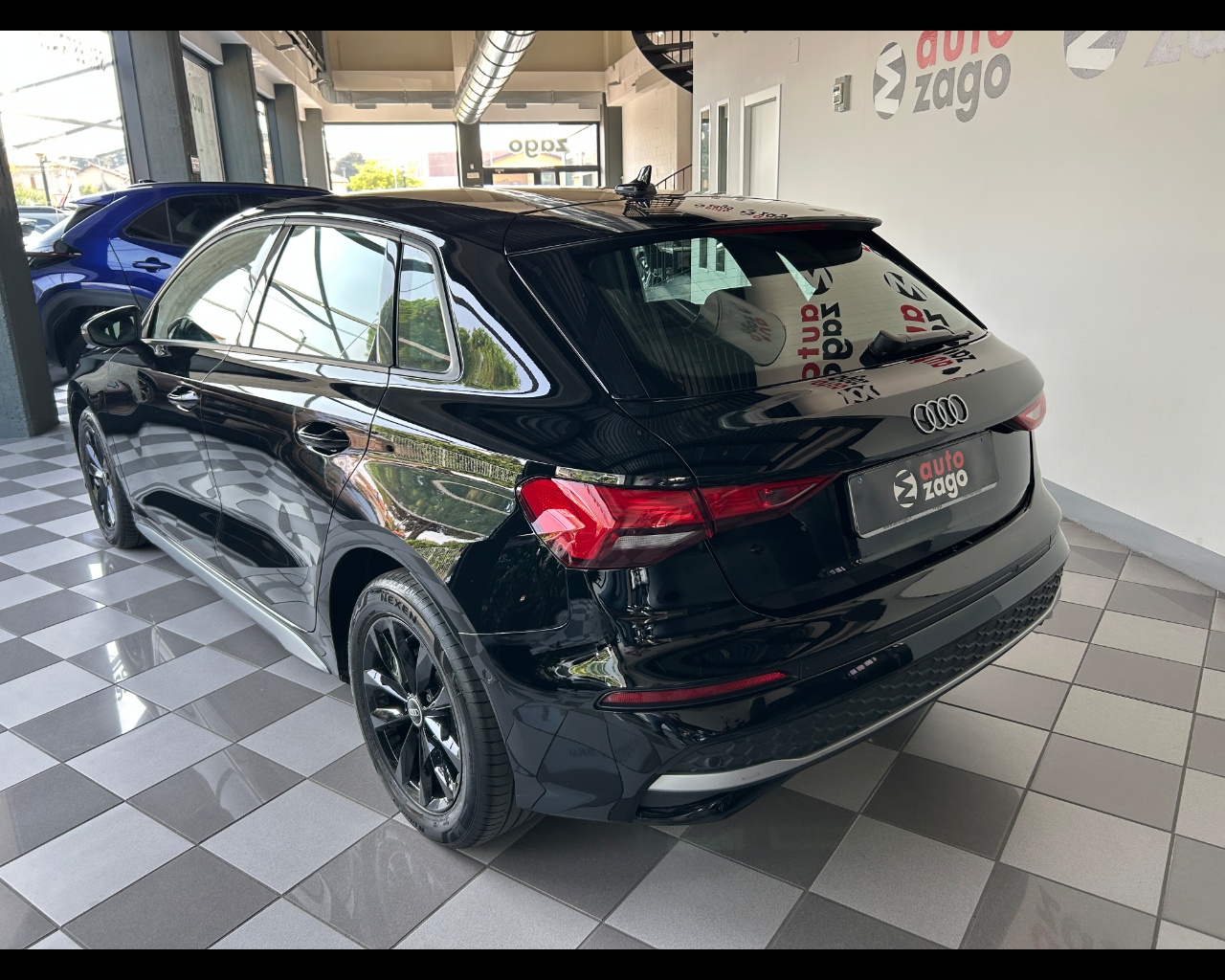 Audi A3 4ª serie A3 SPB 35 TFSI S tronic Business Advanced - immagine 4