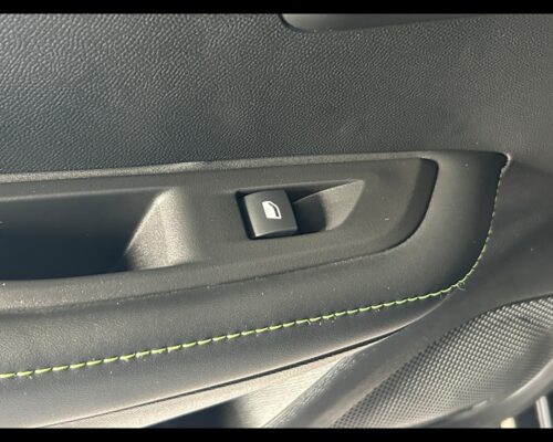 Peugeot 208 2ª serie 208 Hybrid 136 e-DCS6 5 porte GT - immagine 30