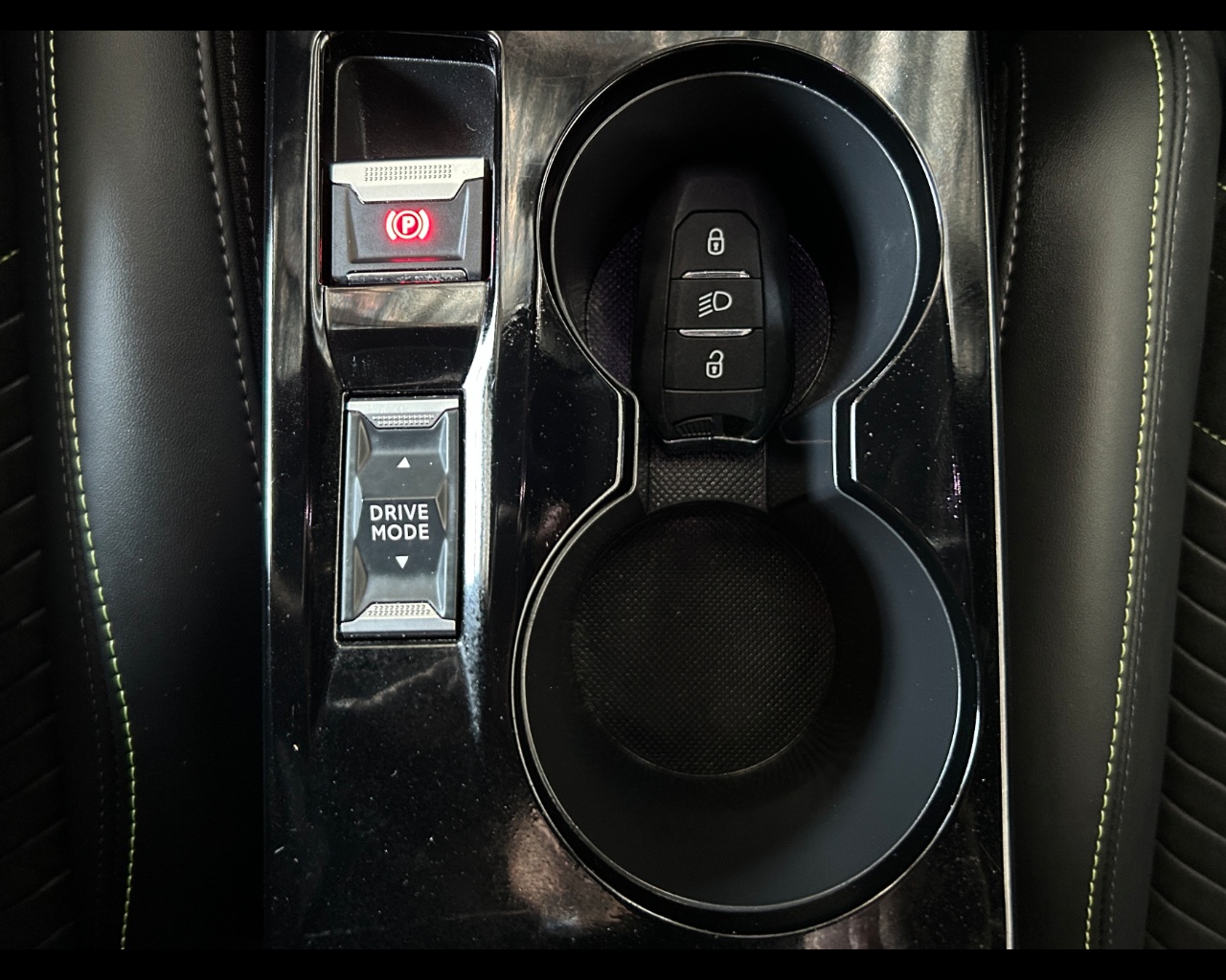 Peugeot 208 2ª serie 208 Hybrid 145 e-DCS6 5 porte GT - immagine 12
