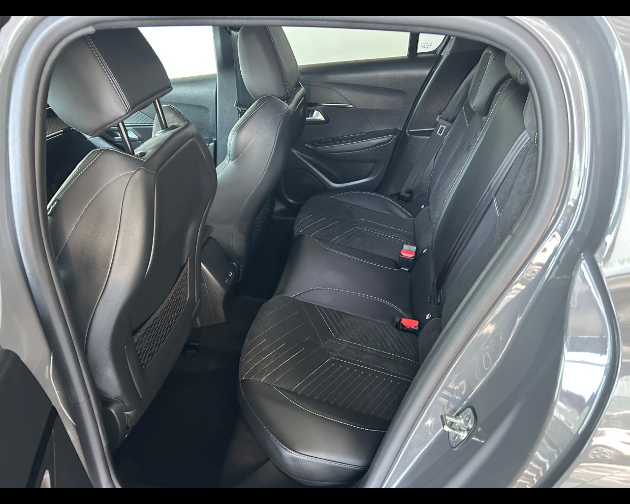 Peugeot 208 2ª serie 208 Hybrid 145 e-DCS6 5 porte GT - immagine 13