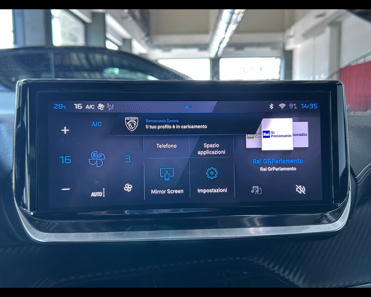 Peugeot 208 2ª serie 208 Hybrid 145 e-DCS6 5 porte GT - immagine 35