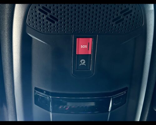 Peugeot 208 2ª serie 208 Hybrid 145 e-DCS6 5 porte GT - immagine 40