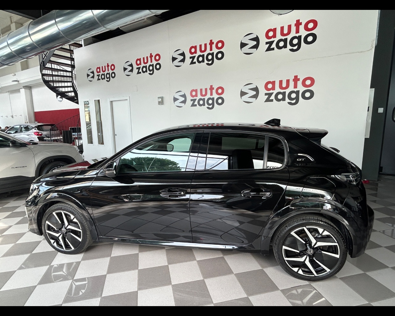 Peugeot 208 2ª serie 208 Hybrid 145 e-DCS6 5 porte GT - immagine 3