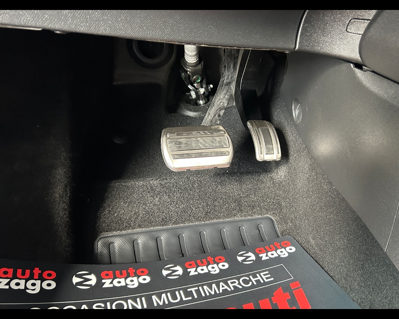 Peugeot 208 2ª serie 208 Hybrid 145 e-DCS6 5 porte GT - immagine 38