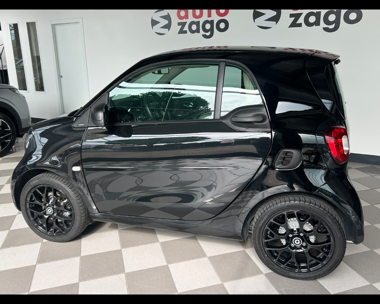 Smart Fortwo 3ªs.(c/a453) fortwo 90 0.9 Turbo twinamic Passion - immagine 3