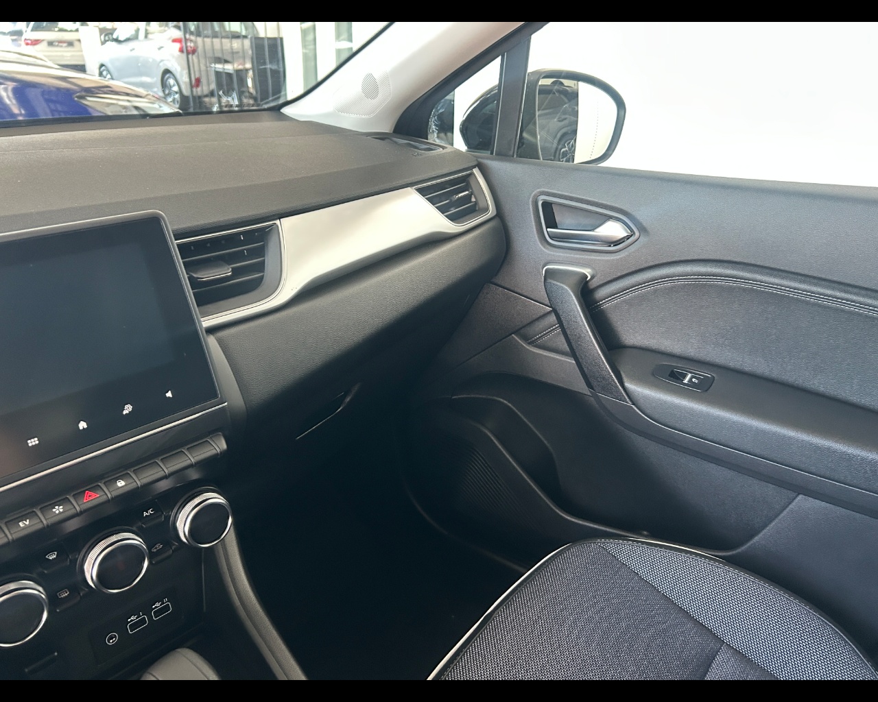 Renault Captur 2ª serie Captur Full Hybrid E-Tech 145 CV Techno - immagine 22