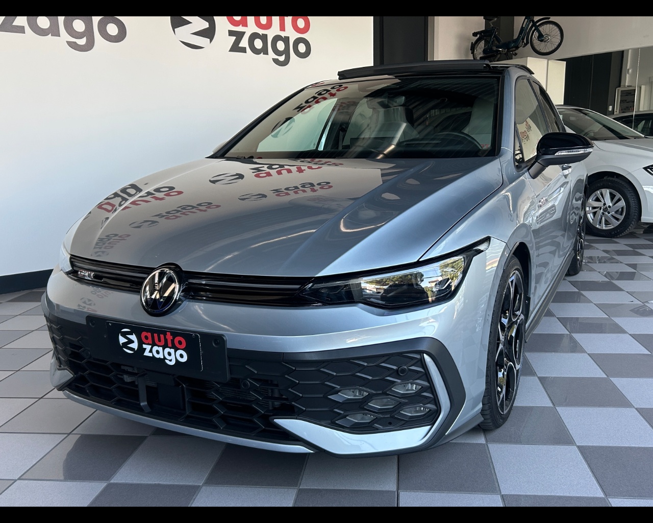 Volkswagen Golf 8ª serie Golf 2.0 TSI GTI DSG