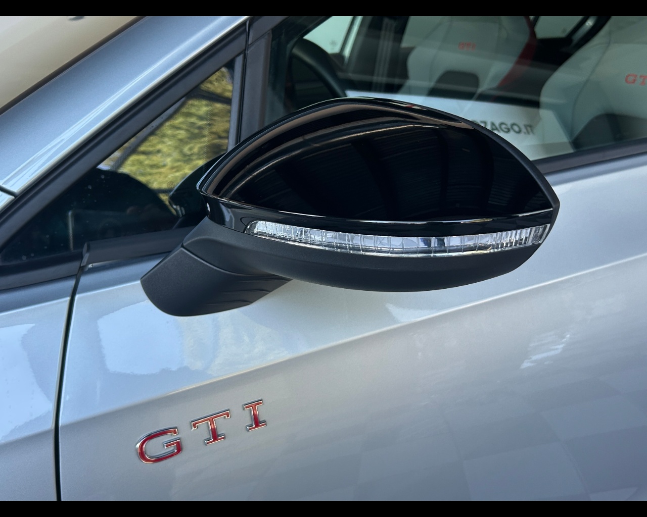Volkswagen Golf 8ª serie Golf 2.0 TSI GTI DSG - immagine 19