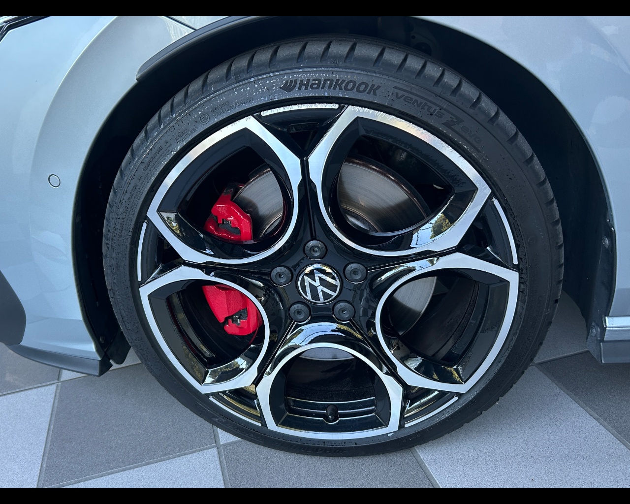 Volkswagen Golf 8ª serie Golf 2.0 TSI GTI DSG - immagine 2