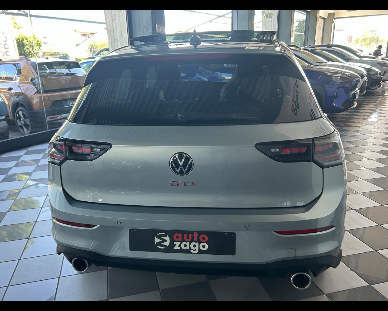 Volkswagen Golf 8ª serie Golf 2.0 TSI GTI DSG - immagine 22