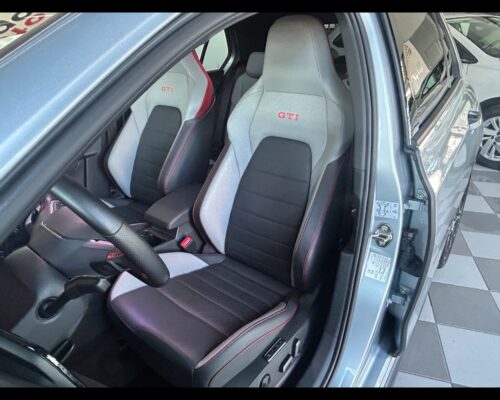 Volkswagen Golf 8ª serie Golf 2.0 TSI GTI DSG - immagine 24