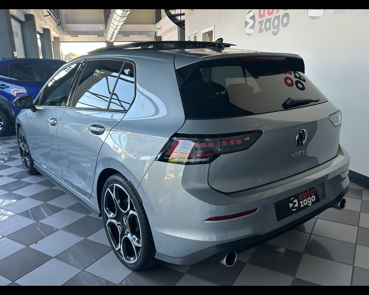 Volkswagen Golf 8ª serie Golf 2.0 TSI GTI DSG - immagine 4