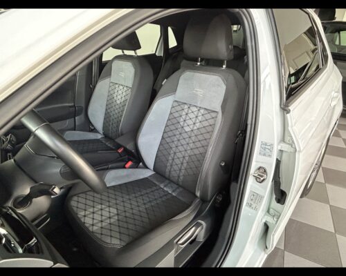 Volkswagen Polo Polo 1.0 TSI R-Line - immagine 26