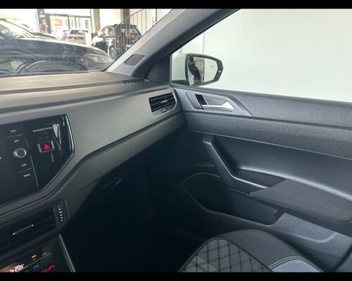Volkswagen Polo Polo 1.0 TSI R-Line - immagine 30